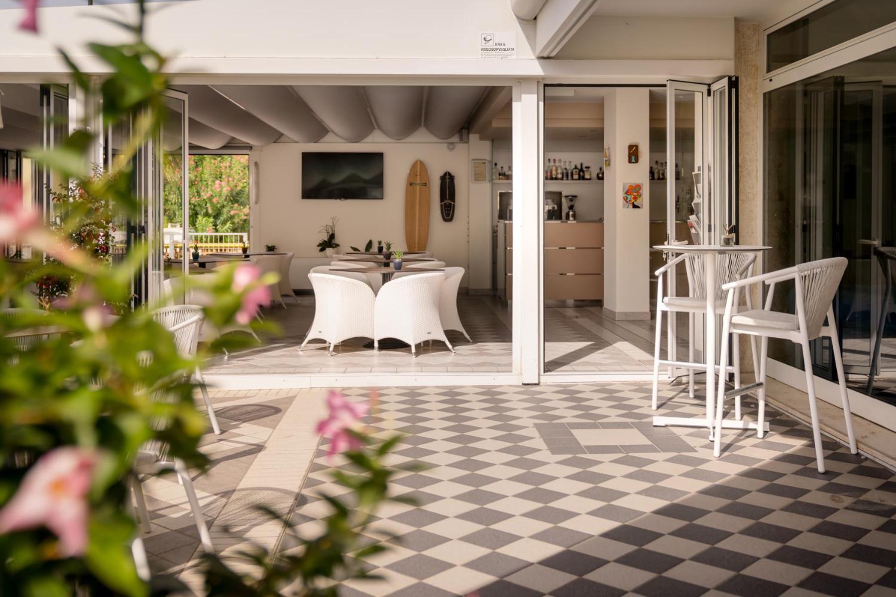 Hotel All'Orologio 3 Stelle Superior Caorle Exterior photo